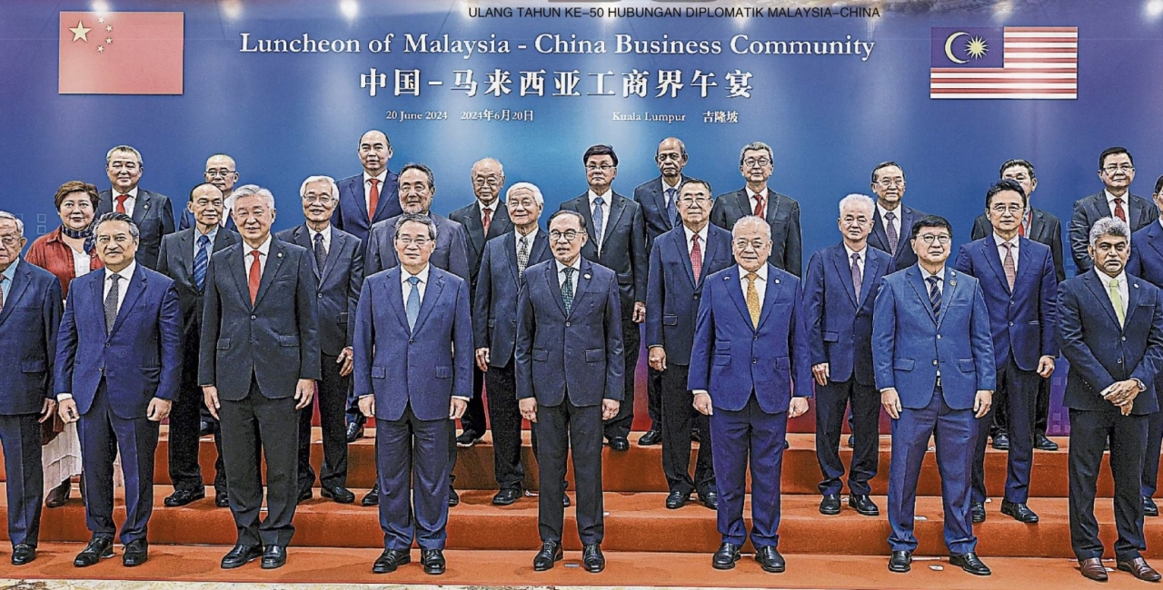 吴添泉应邀出席中马工商界午宴